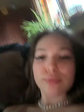 -Amora online show from 11-11-25, 12:16