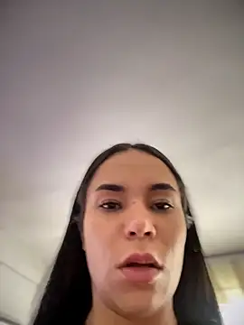 Naatalia online show from 12-19-25, 07:32