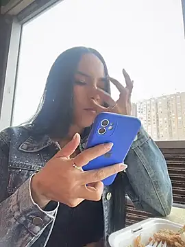 Snapshot of Naatalia chatting on 04-19-26, 08:22 Naatalia online show from 04-19-26, 08:22