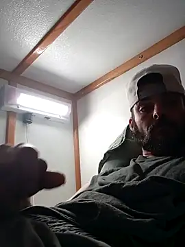 Snapshot of Duhon2317 chatting on 02-16-26, 06:26 Duhon2317 online show from 02-16-26, 06:26