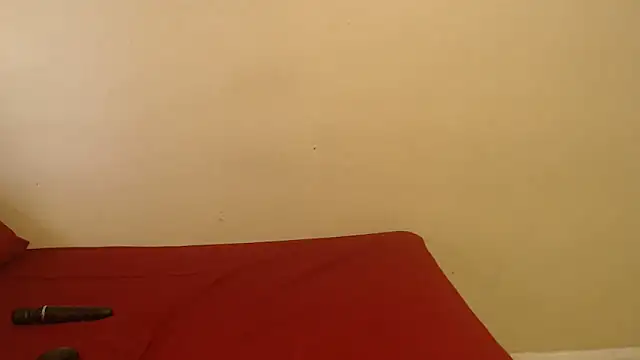 Snapshot of PinkMagic chatting on 09-15-25, 12:27 PinkMagic online show from 09-15-25, 12:27