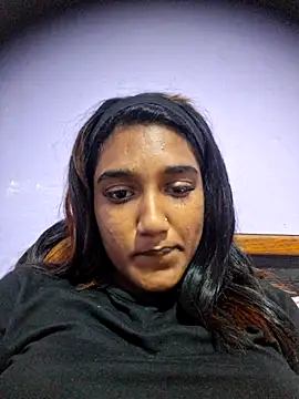 indianpink lips online show from 04-20-26, 06:53