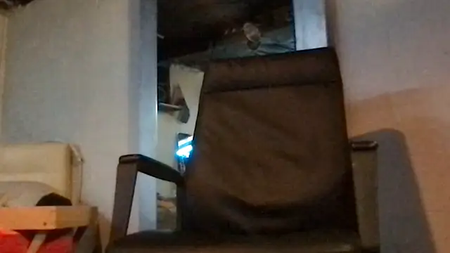 Snapshot of HungNbored1119 chatting on 09-26-25, 10:19 HungNbored1119 online show from 09-26-25, 10:19