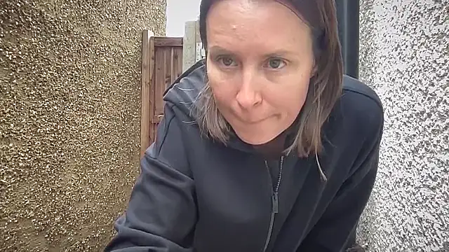 Snapshot of eatmypie69 chatting on 10-08-25, 11:08 eatmypie69 online show from 10-08-25, 11:08