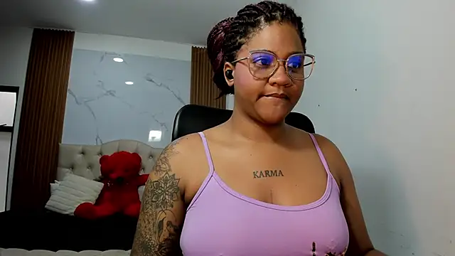 ZahraRose online show from 02-26-26, 08:19