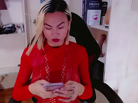 Snapshot of BustyBigBoobsHugeCockTS chatting on 02-19-25, 06:22 BustyBigBoobsHugeCockTS online show from 02-19-25, 06:22