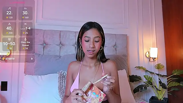 JasmineRoss 1 online show from 12-14-25, 01:16