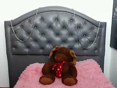 angellyhorny online show from 12-14-25, 09:41