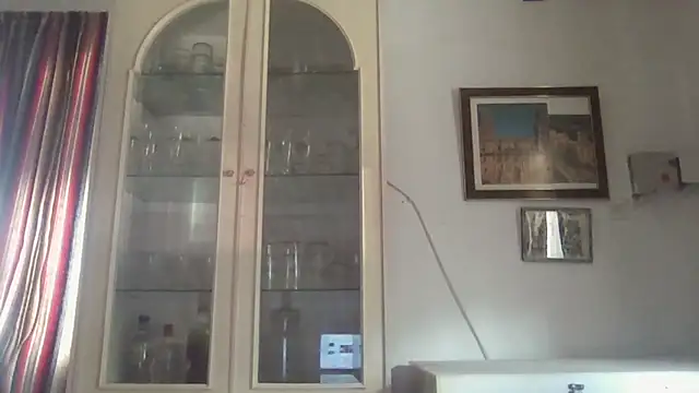 Snapshot of llopaco chatting on 10-22-25, 11:32 llopaco online show from 10-22-25, 11:32