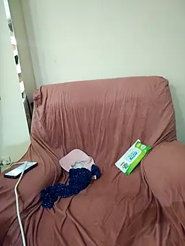 Snapshot of Loly2025 chatting on 03-06-25, 10:15 Loly2025 online show from 03-06-25, 10:15