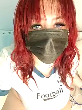 Snapshot of Loly2025 chatting on 11-13-25, 12:20 Loly2025 online show from 11-13-25, 12:20