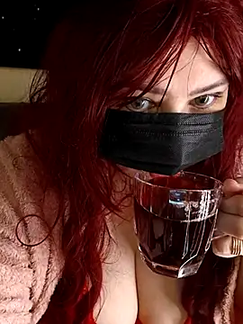 Loly2025 online show from 04-19-26, 11:29