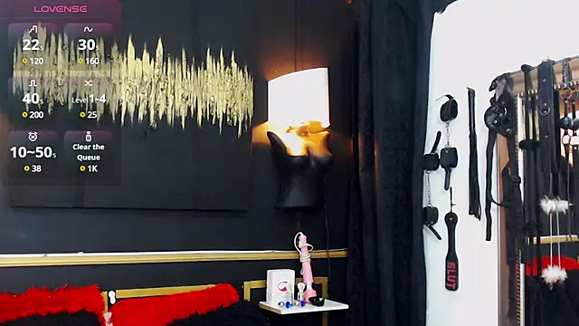 Dahiana Giil online show from 02-26-25, 10:15