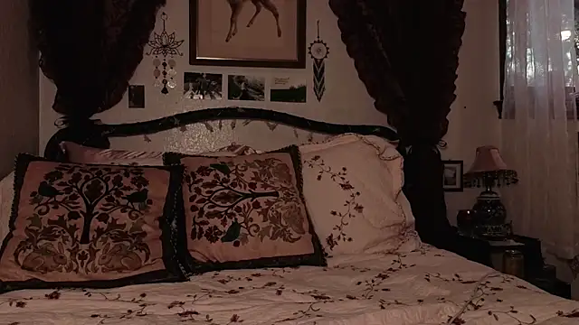 sinfulblonde1 online show from 02-02-26, 11:36