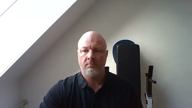 Lucifer29cm online show from 10-28-25, 09:13