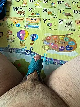 halu5400 online show from 10-30-25, 04:25