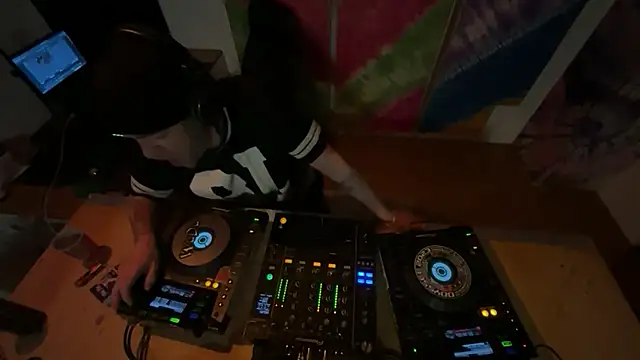 FckM3Hard online show from 01-06-26, 01:15