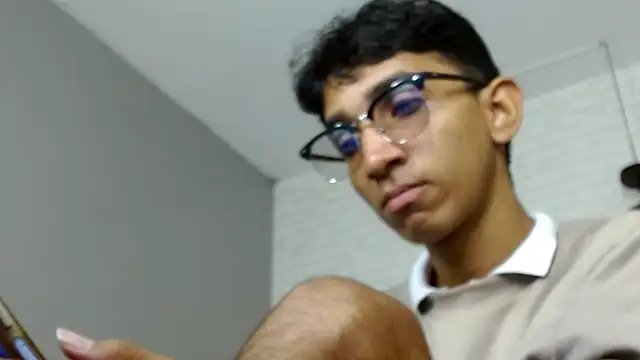 Snapshot of Martin_Linares chatting on 03-01-25, 01:40 Martin Linares online show from 03-01-25, 01:40