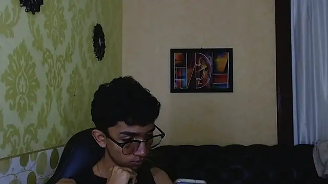 Snapshot of Martin_Linares chatting on 03-14-25, 01:35 Martin Linares online show from 03-14-25, 01:35