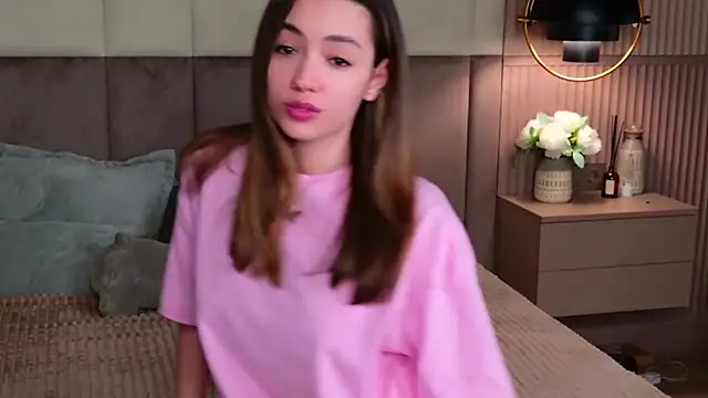 Alice Deleon online show from 02-21-25, 12:05