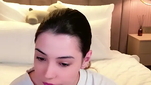 Alice Deleon online show from 11-26-25, 10:49