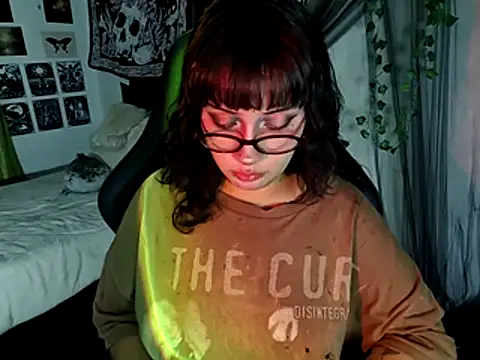 blue katt online show from 12-04-25, 09:23