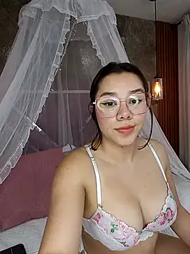 EmmaSulivan online show from 02-21-25, 06:48