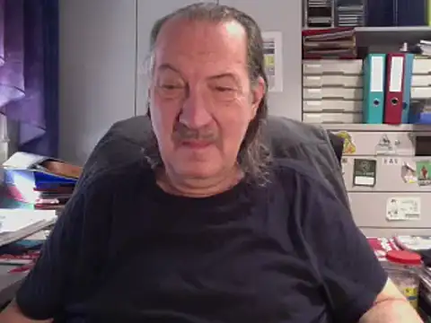 HMStraps01 online show from 01-17-25, 10:33