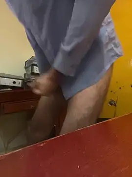 ed-hardy87 online show from 03-10-25, 01:43