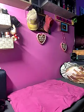 sexymelli18 online show from 12-21-25, 06:26