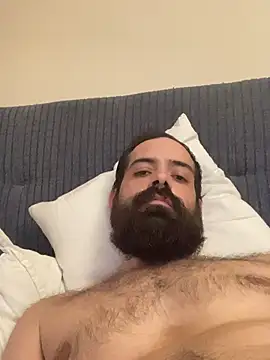 guccititi online show from 12-20-25, 08:05