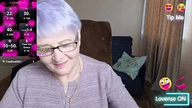 Sandra Snowflake online show from 03-17-26, 04:06