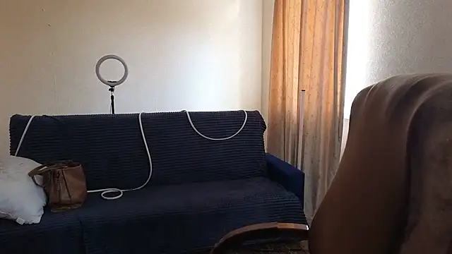 Sandra Snowflake online show from 04-15-26, 11:28