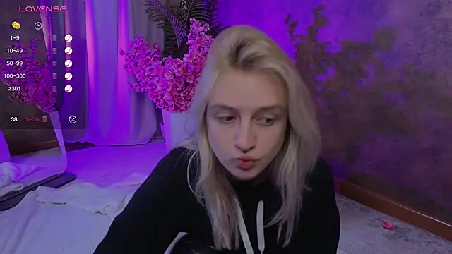 aishiro online show from 11-05-25, 09:20