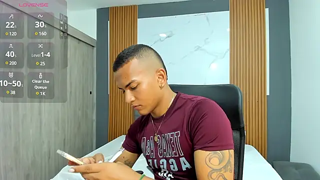 Snapshot of Rafa2004Cruz chatting on 02-18-25, 03:43 Rafa2004Cruz online show from 02-18-25, 03:43