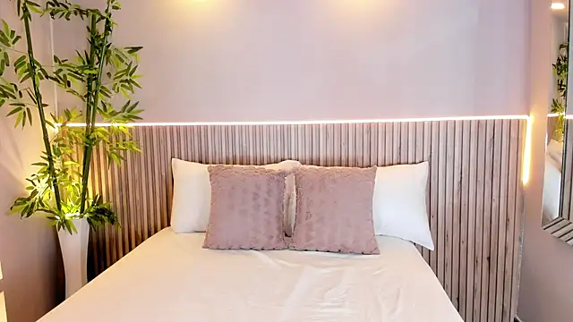 GeorginaReyes online show from 03-19-25, 10:42