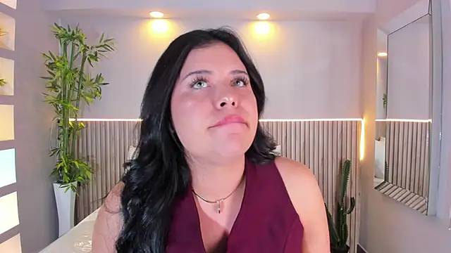 GeorginaReyes online show from 12-20-25, 10:39