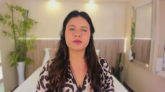 Snapshot of GeorginaReyes chatting on 05-08-26, 10:37 GeorginaReyes online show from 05-08-26, 10:37