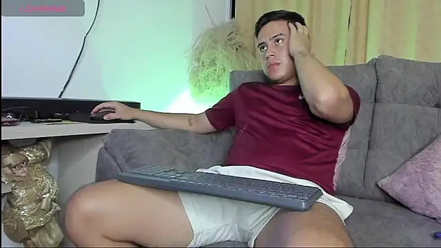 mattiwsmorris  online show from 03-11-25, 06:21