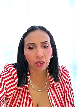 Mrsvictoriaaa online show from 11-28-25, 08:00