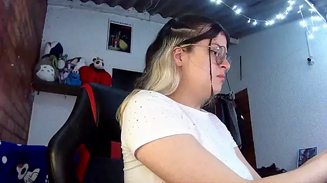 Emily  katz online show from 03-21-25, 03:57