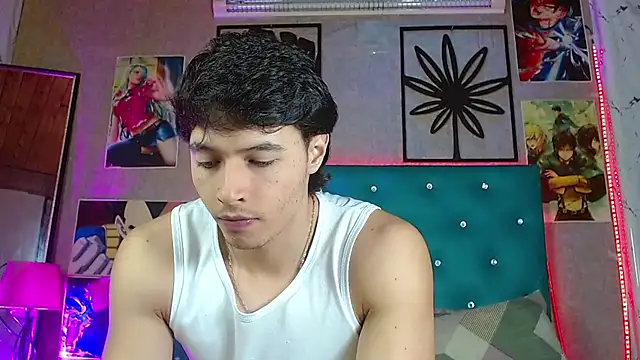 LiamAndrewzz online show from 07-08-26, 05:34