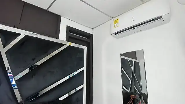 Rubyxht online show from 11-13-25, 12:37