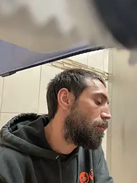 QueenM3 online show from 10-10-25, 10:31