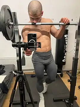 pesyelisa online show from 02-20-25, 06:57