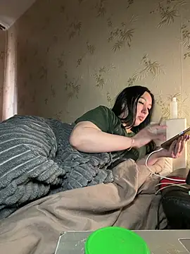 Naughtbaby 2025 online show from 03-27-26, 08:26