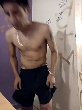 Snapshot of LeonRoots chatting on 02-01-26, 07:07 LeonRoots online show from 02-01-26, 07:07