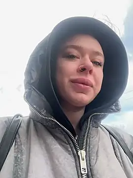 AlishaPrettyBlade online show from 03-06-26, 04:53