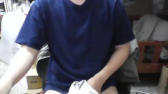 Snapshot of hanjason chatting on 11-30-25, 12:25 hanjason online show from 11-30-25, 12:25