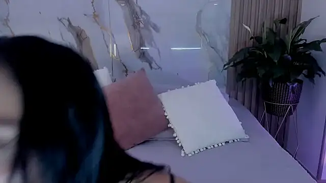 Snapshot of miss_martiina chatting on 10-26-25, 10:04 miss martiina online show from 10-26-25, 10:04